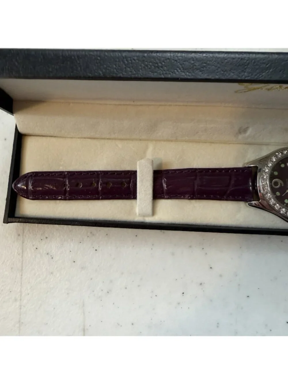 Genevex Womens Rhinestones 34mm Quartz Watch Silver Purple dial Band Collectible